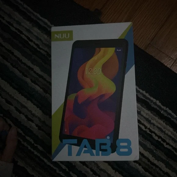 Samsite tab8 brand new in original packaging asking 150 ipaid 249 shipping free